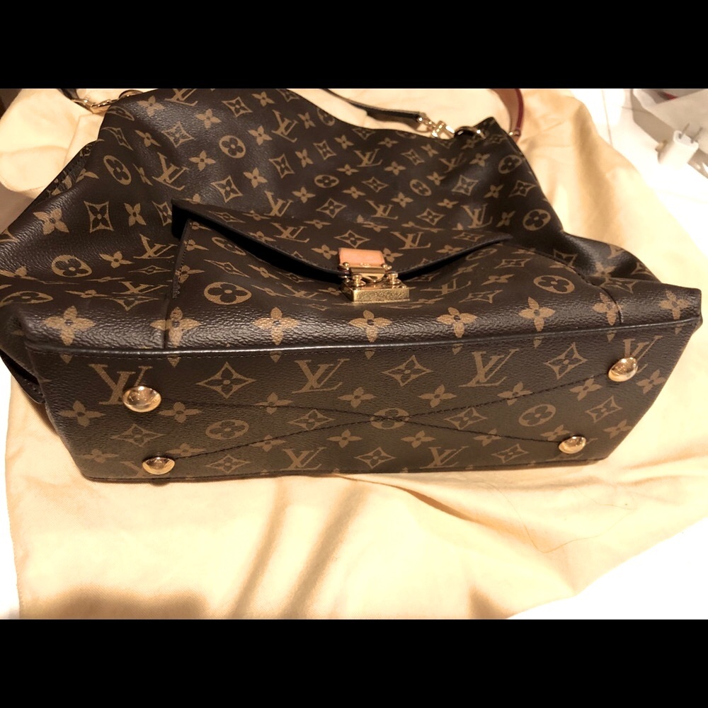 Authentic Louis Vuitton Métis monogram ✨❤️ - Picture 12 of 15